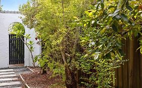 Holiday In S'Shine Beach,Private Courtyard